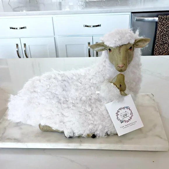 NEW! BOHO FARMHOUSE RESIN & FAUX FUR LARGE LAMB EWE DECOR - Picture 6 of 6